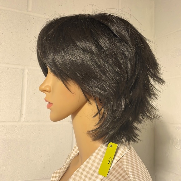 NWT 10” dark chocolate brown silky side adjust part long bangs choppy sides - Picture 3 of 12